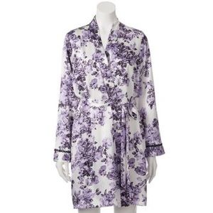 Apt. 9 Lavender Rose Satin Robe
